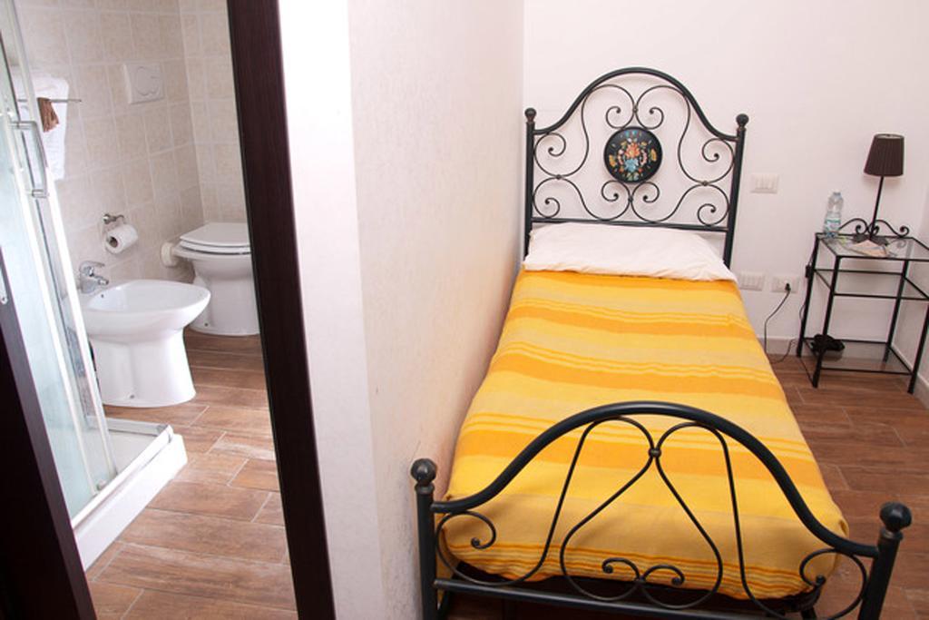 마르코 E 로라 B&B 로마 객실 사진